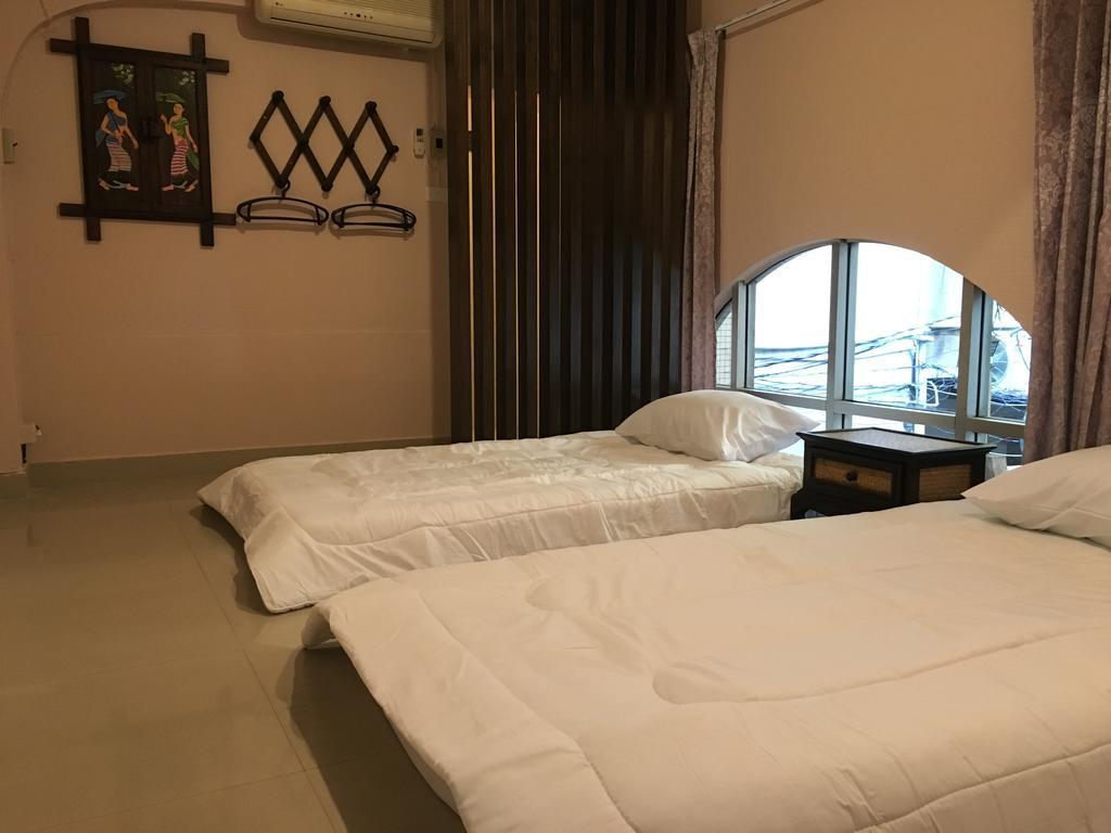 The Grand Palace Hostel Bangkok Zimmer foto